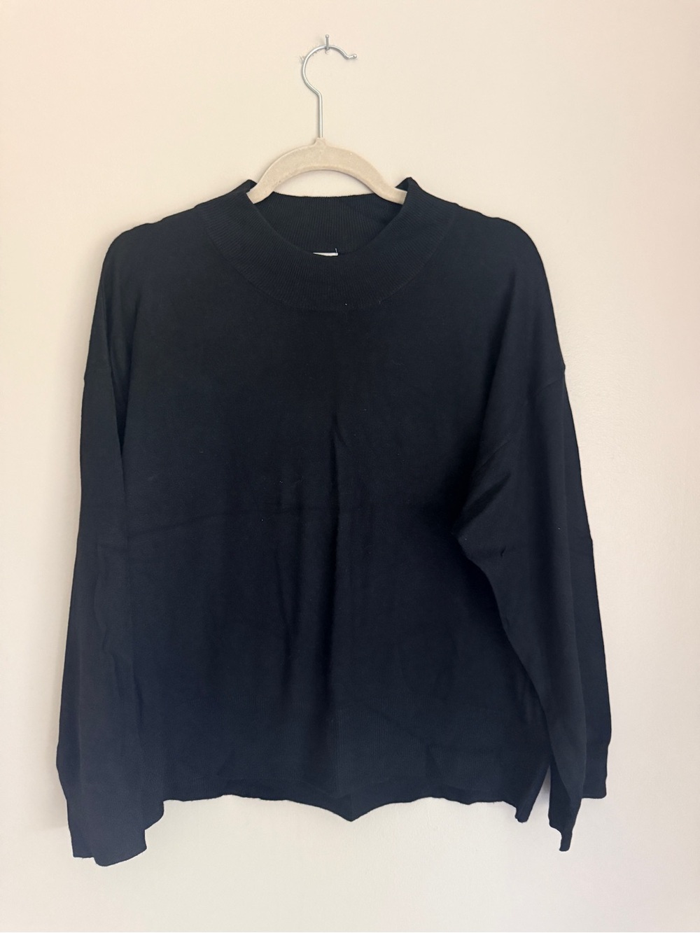 NWOT A New Day Black Crewneck Sweater, size large